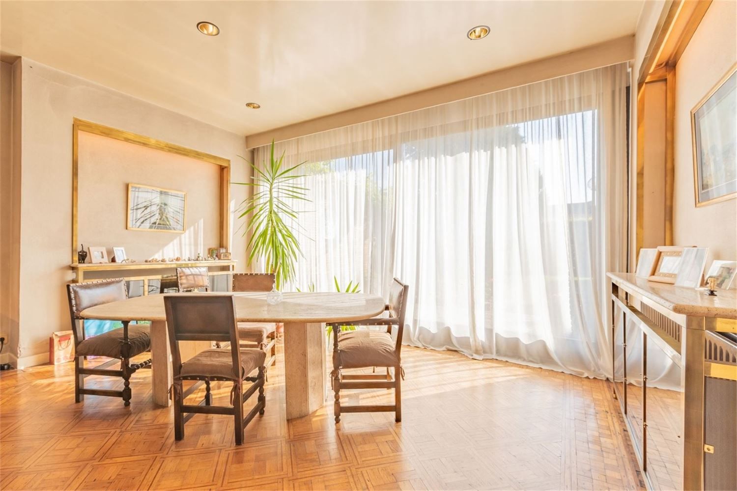 UNIEKE WONING NABIJ STADSPARK MET RUIME TUIN & GROOT POTENTIEEL foto 13