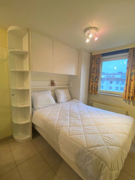 2 slaapkamer appartement met zeezicht te huur op jaarbasis foto 4
