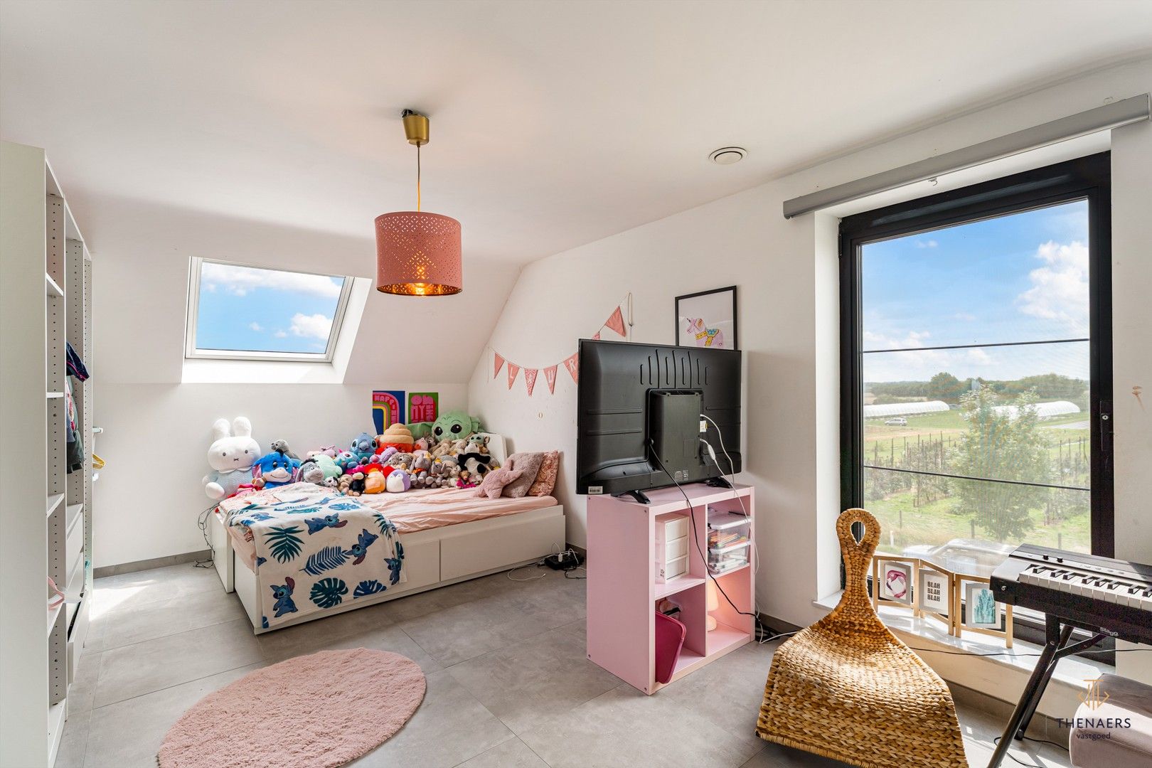 RECENTE MODERNE WONING MET ZWEMBAD & OPTIONEEL AAN TE KOPEN WEIDE VAN 1HA. foto 23