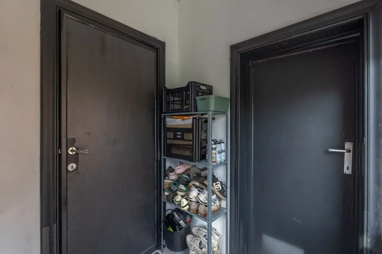 Centraal gelegen woning met garage, 3 slpk. en tuin foto 14