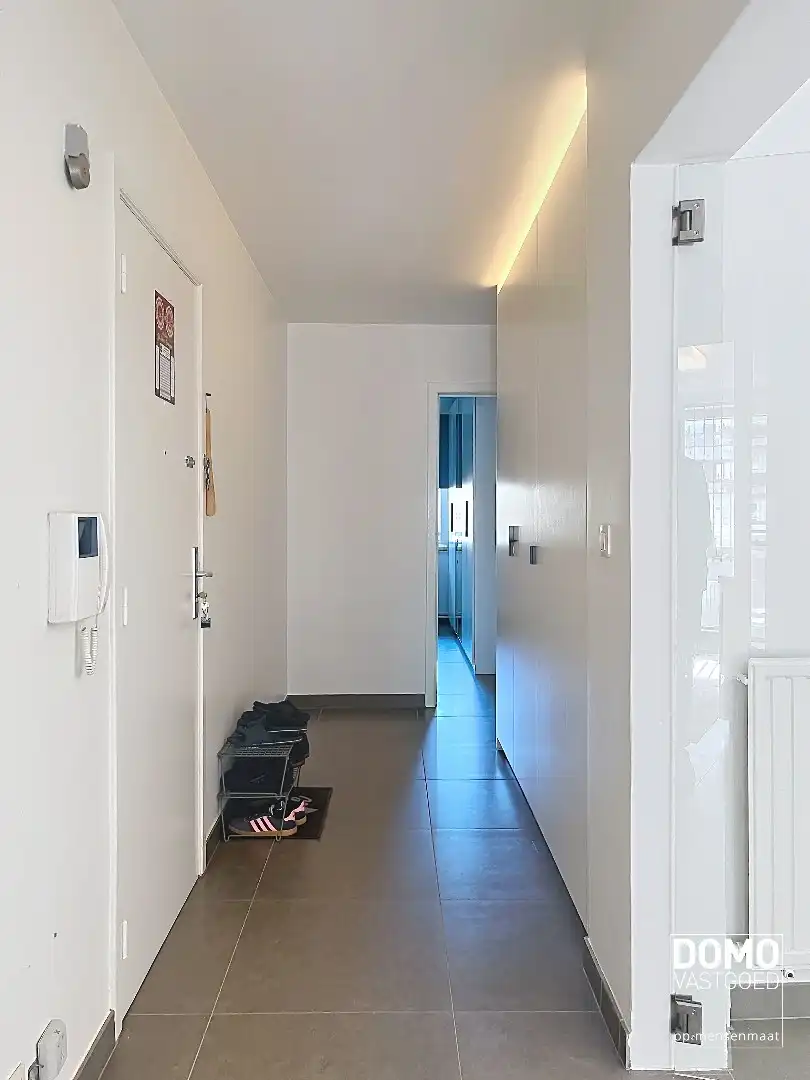 RUIM 2-SLAAPKAMERAPPARTEMENT MET TWEE TERRASSEN EN ENERGIELABEL B foto 9