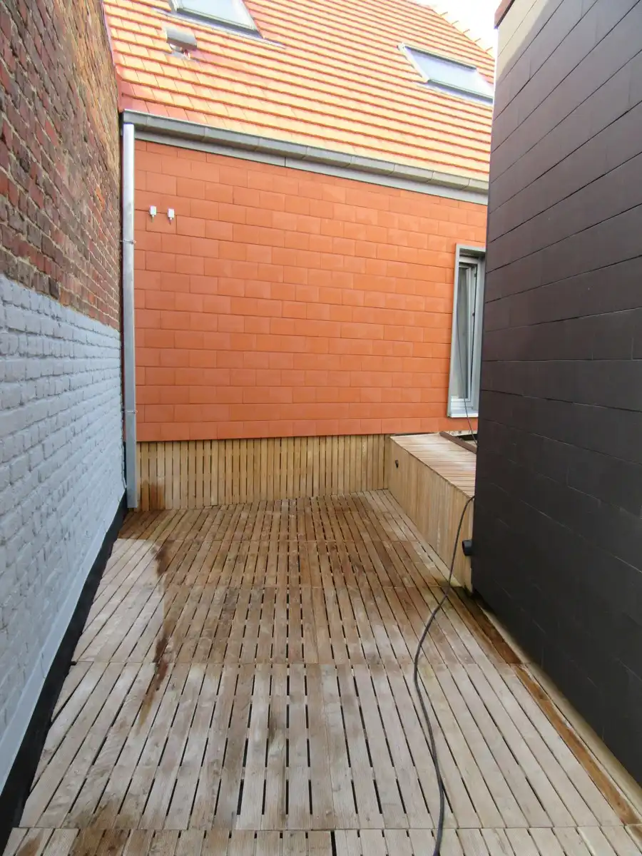  Polyvalente kantoorruimte en 2 appartementen foto 37