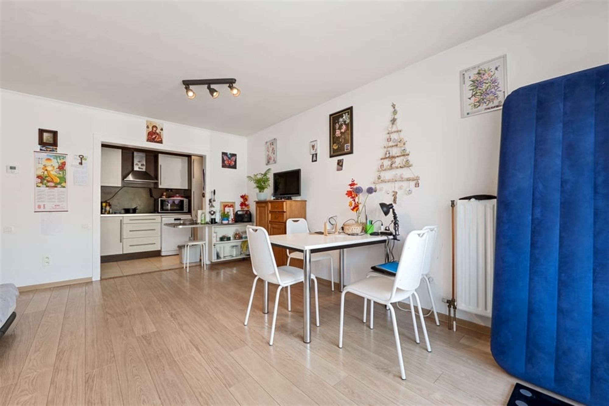 VERHUURD APPARTEMENT MET 2 SLKS IN HASSELT foto 10