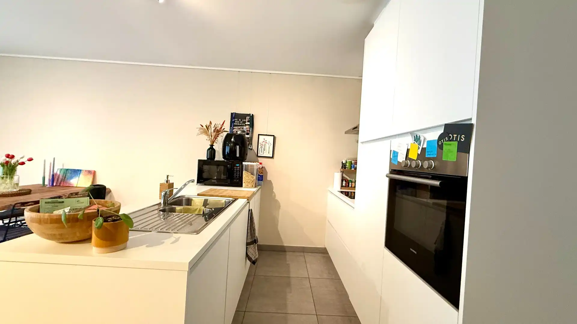 Gelijkvloers appartement met 2 slaapkamers, tuin en autostandplaats foto 9