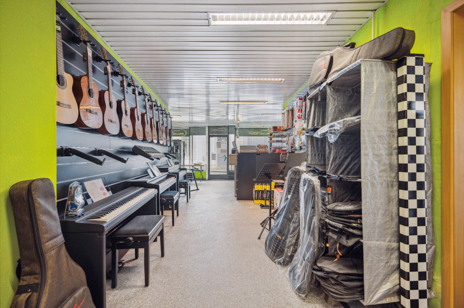 2 gekoppelde woningen met handelsruimte en woonst foto 7