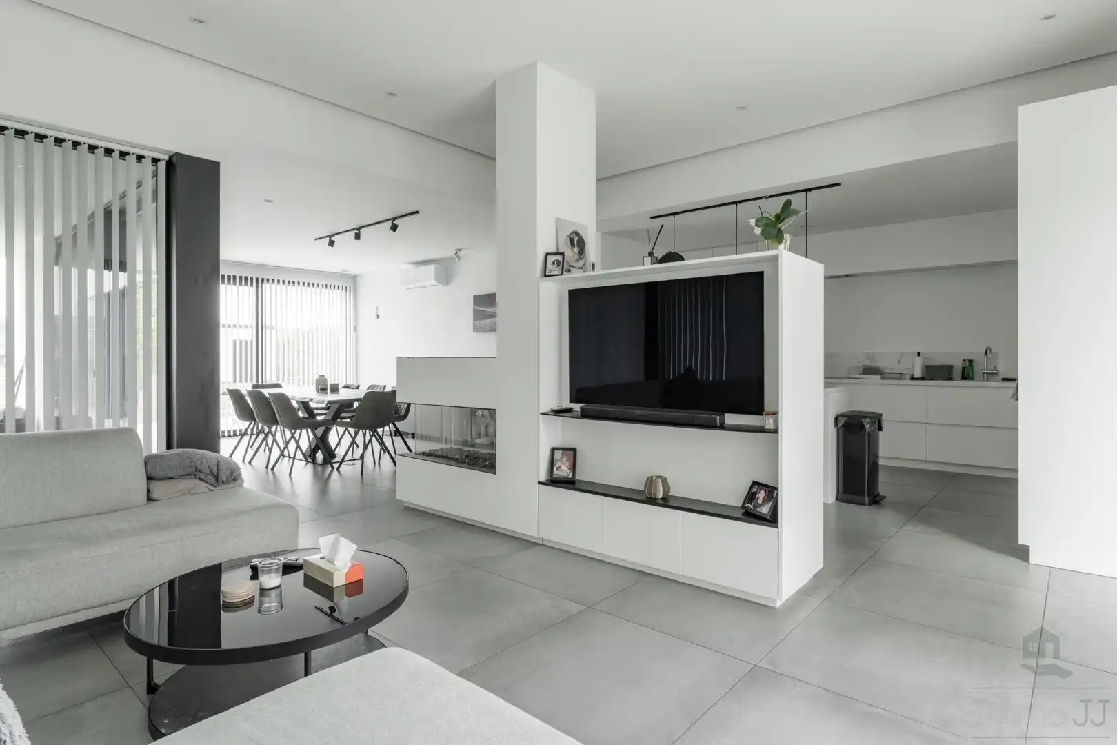 Recente, luxueus afgewerkte energiezuinige woning in Kuringen foto 10