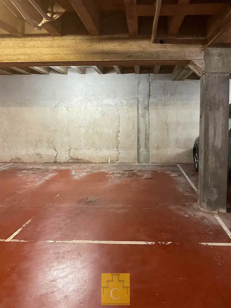 autostandplaats te huur in de Ezelstraat foto 3