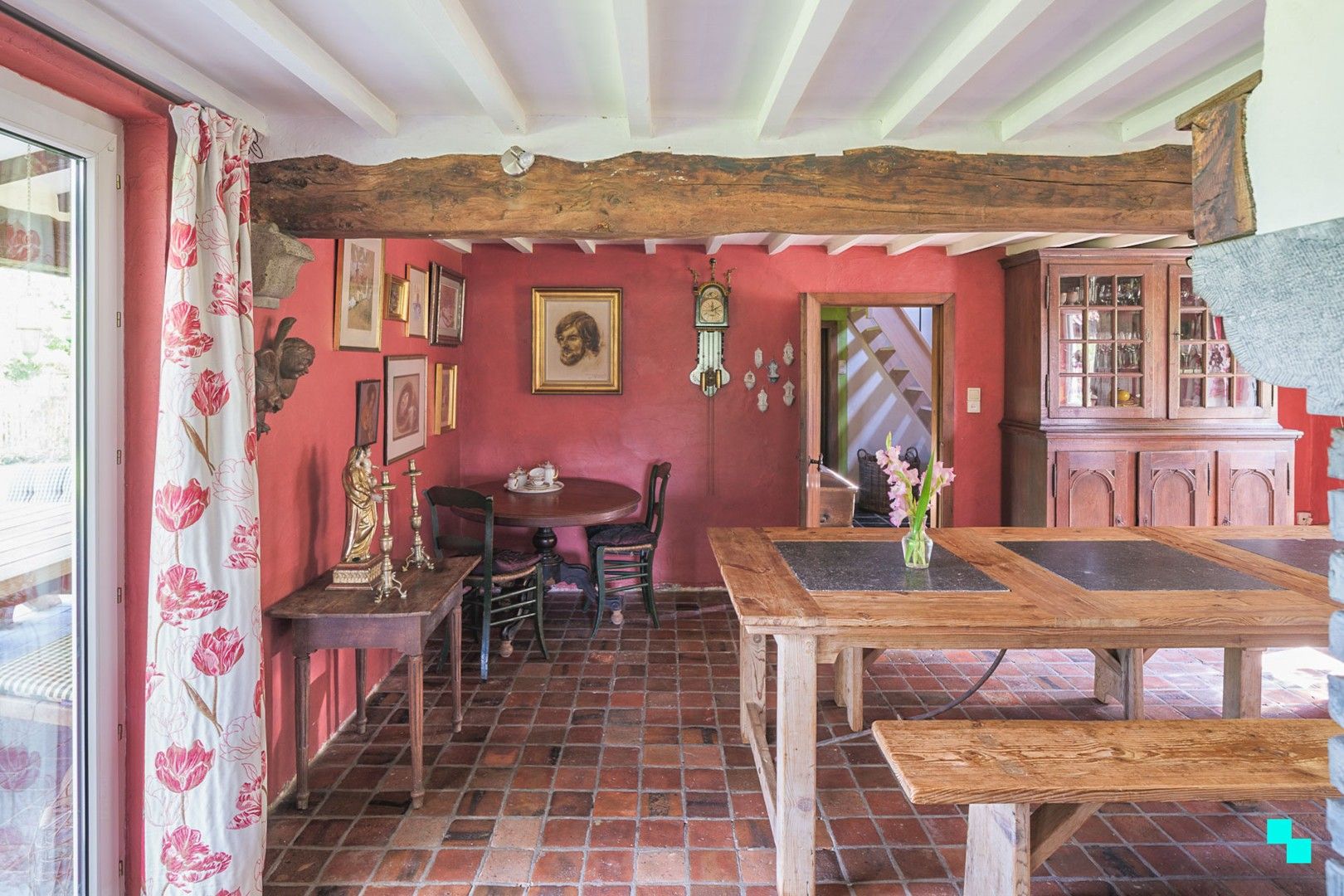 Charmante hoeve in Makkegem foto 8