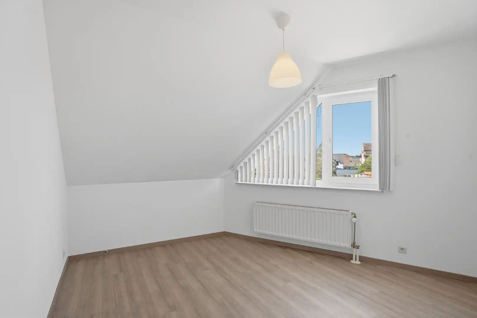 Instapklaar appartement met 2 slaapkamers te Eernegem foto 11