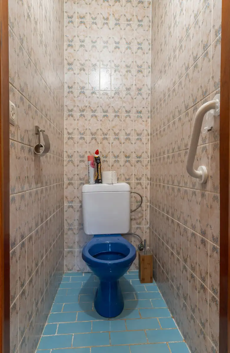 Te renoveren woning met 3 slaapkamers en garage foto 9