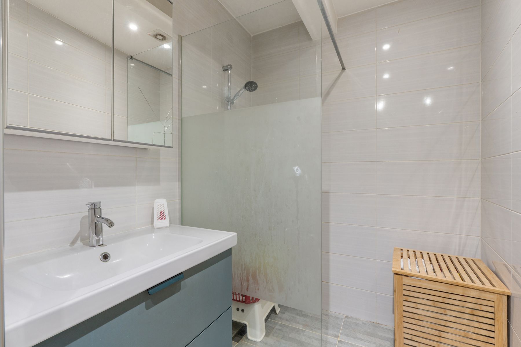 Instapklaar appartement met 2 slaapkamers nabij Tour & Taxis foto 8