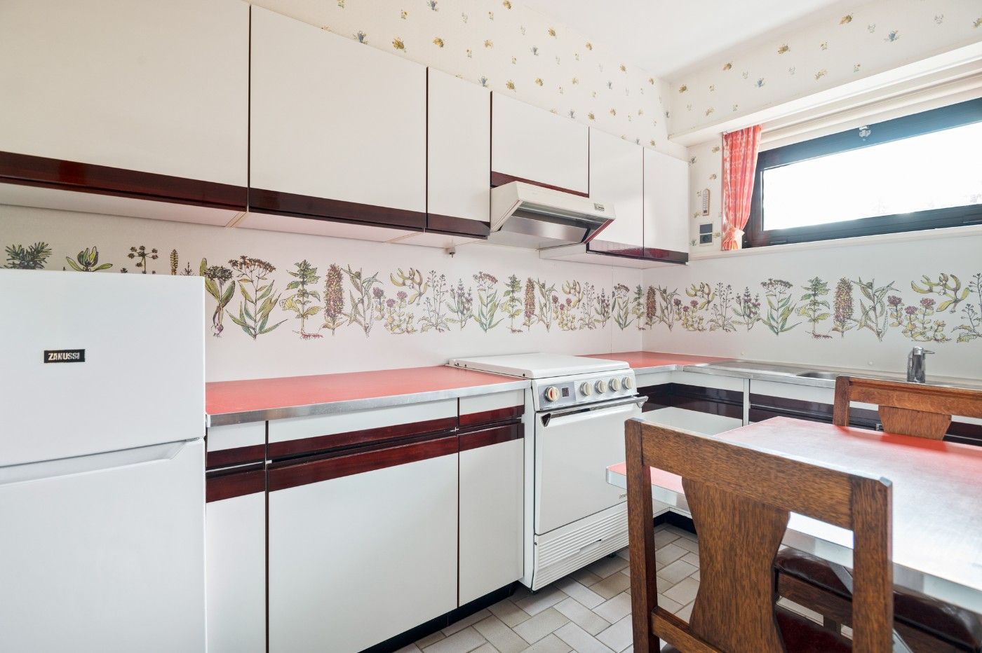 Top gelegen, grote woning met gigantische inpandige garage en diepe tuin in centrum Kapellen foto 16