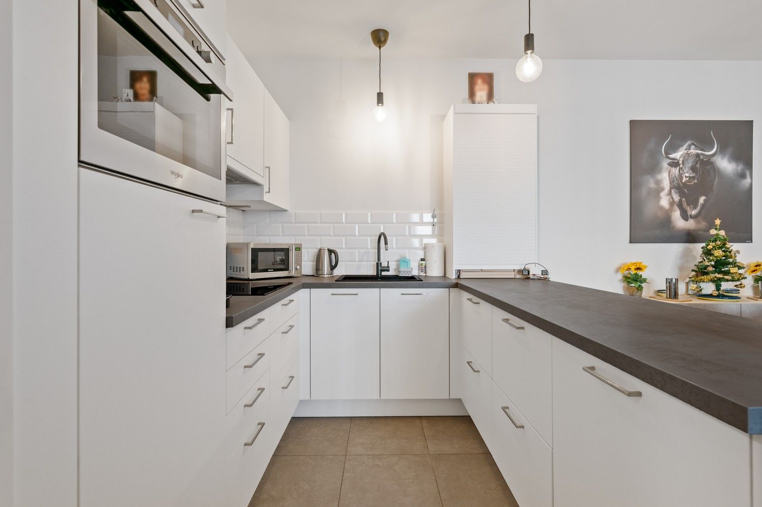 Modern appartement met 2 slaapkamers, groot terras & autostaanplaats in Lier! foto 9