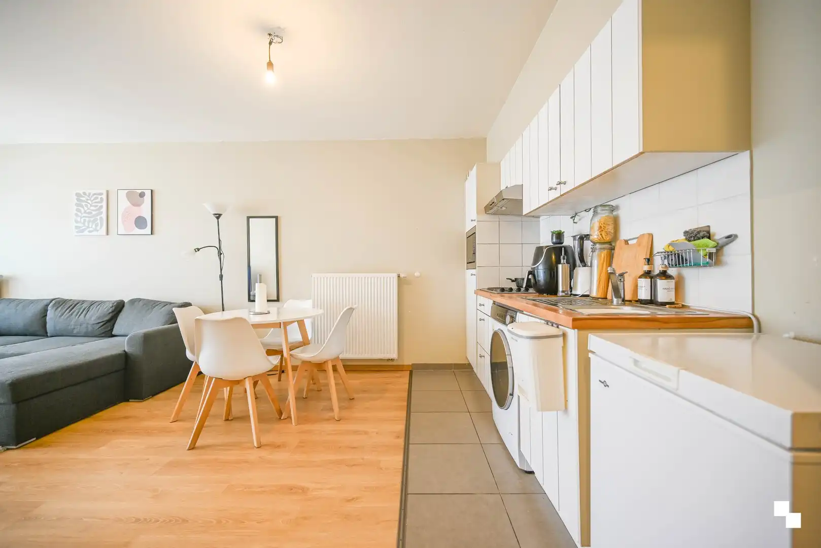 éénslaapkamerappartement in centrum Waregem foto 5