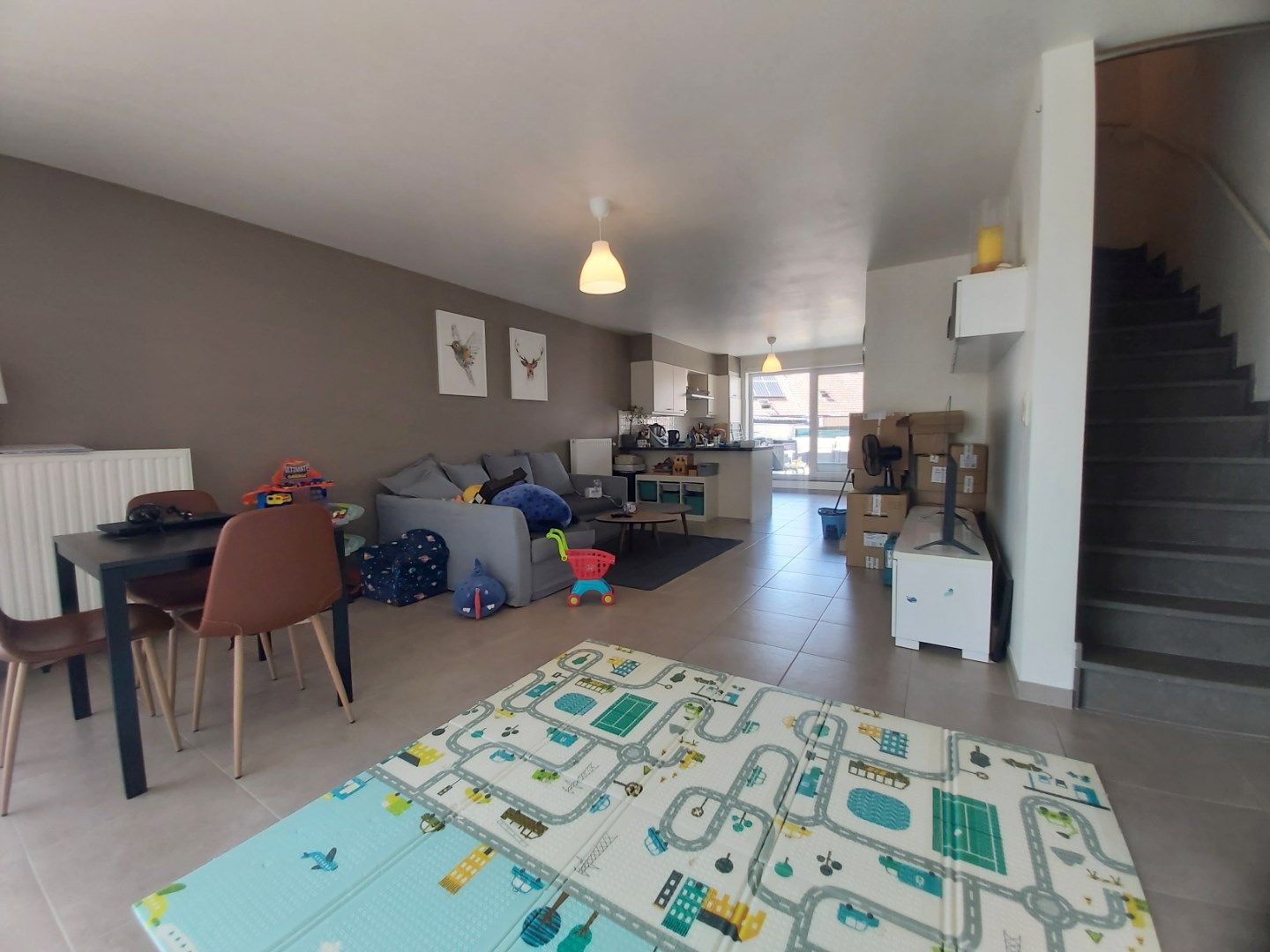 Instapklaar duplex-appartement met 2 slaapkamers foto 2