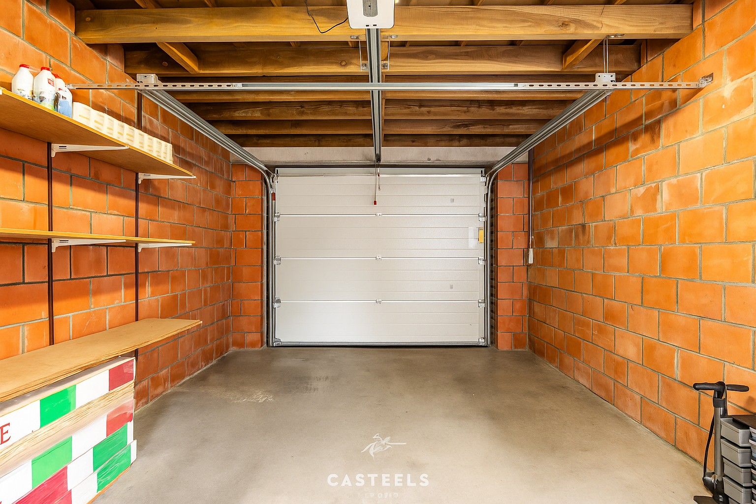 Instapklare HOB met EPC B, 4 slpks, tuin en garage foto 24