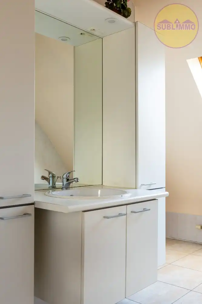 Prachtig appartement met 2 slaapkamers, terras, garage en berging in Leopoldsburg. foto 13