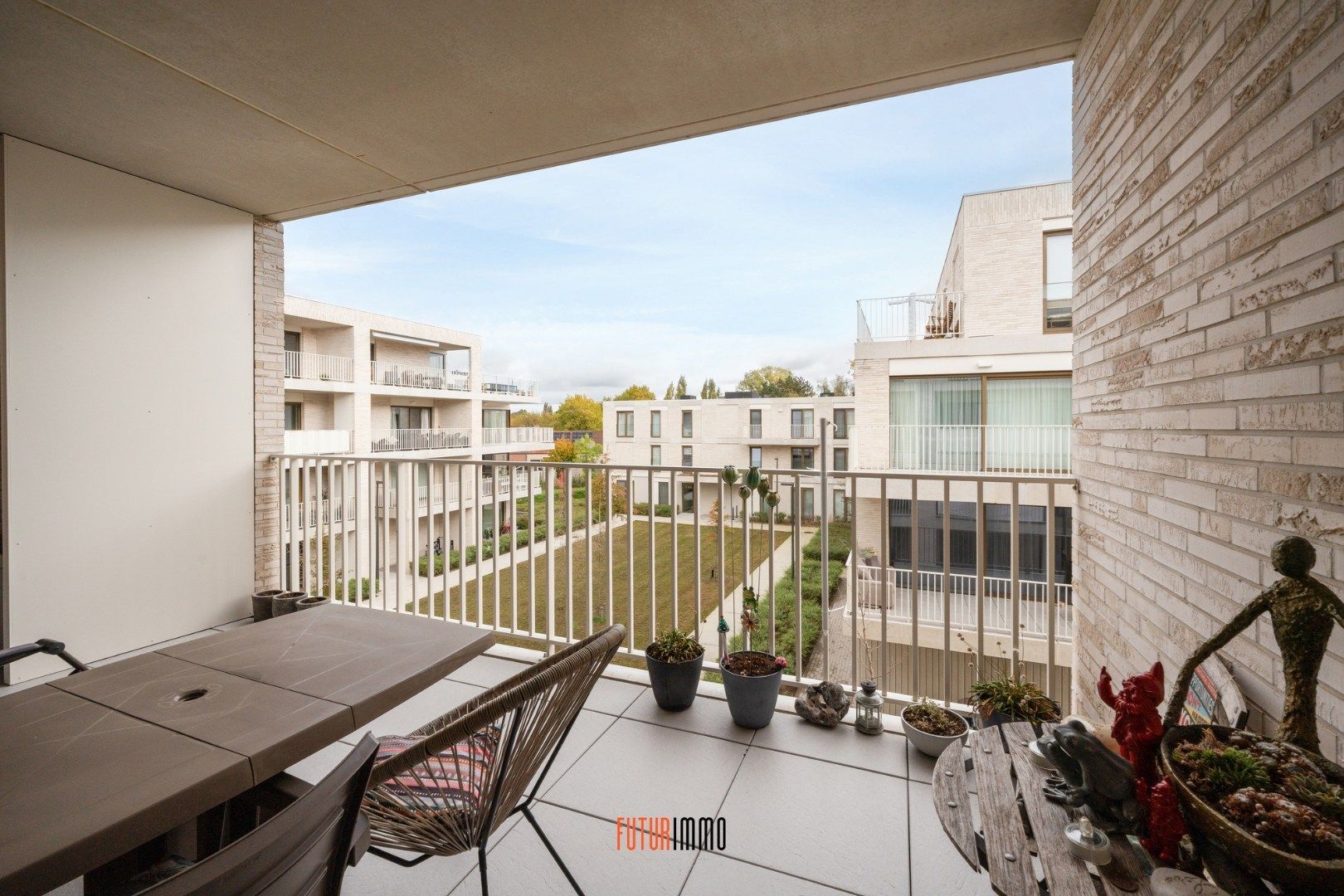 BEN-appartement met ruime garage te Brugge foto 10