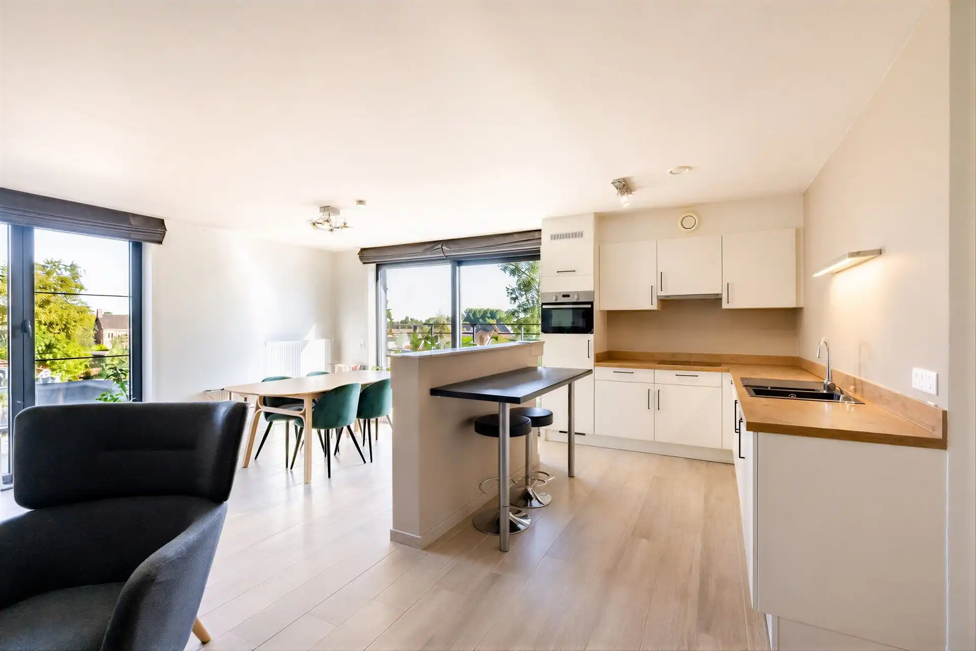 Penthouse met 3 slaapkamers, dressing en panoramisch zicht op het groen te Lede foto 7