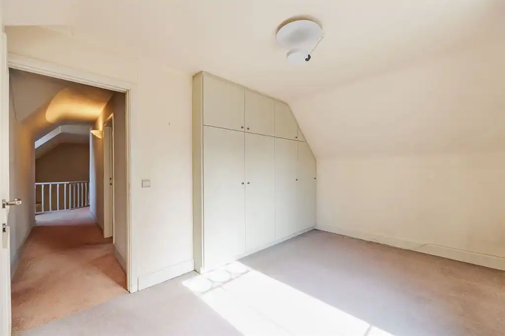 Mooie villa in de doodlopende straat in wijk "Zonnebos" foto 23