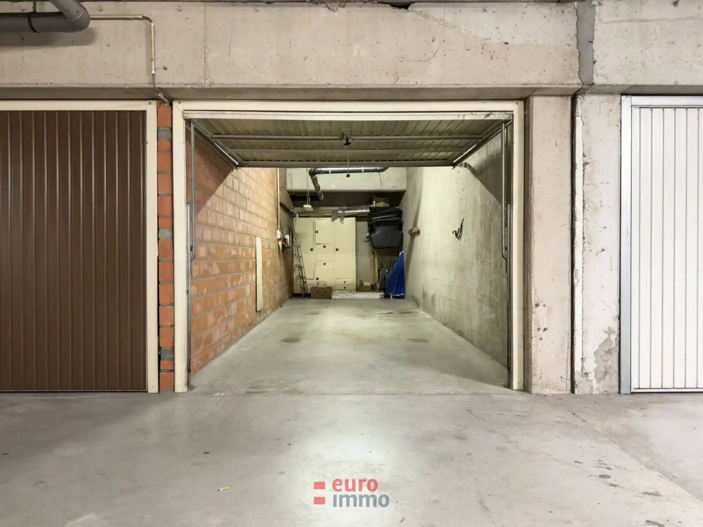 Zeer diepe garagebox in centrum Nieuwpoort foto 2