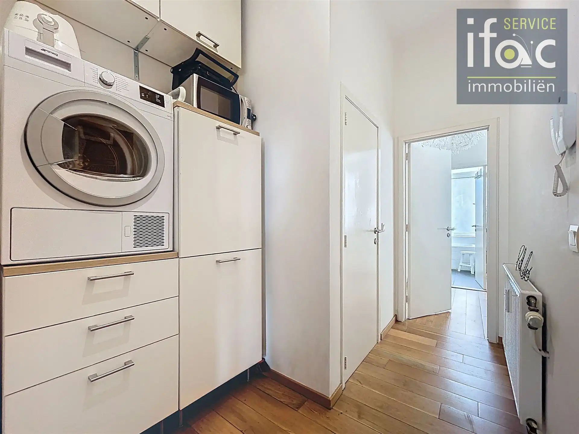 Uitstekend gelegen 1 slaapkamer appartement nabij NATO foto 5