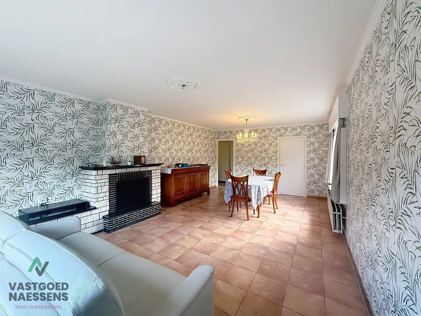 TE RENOVEREN BUNGALOW IN GEGEERDE WOONWIJK foto 6