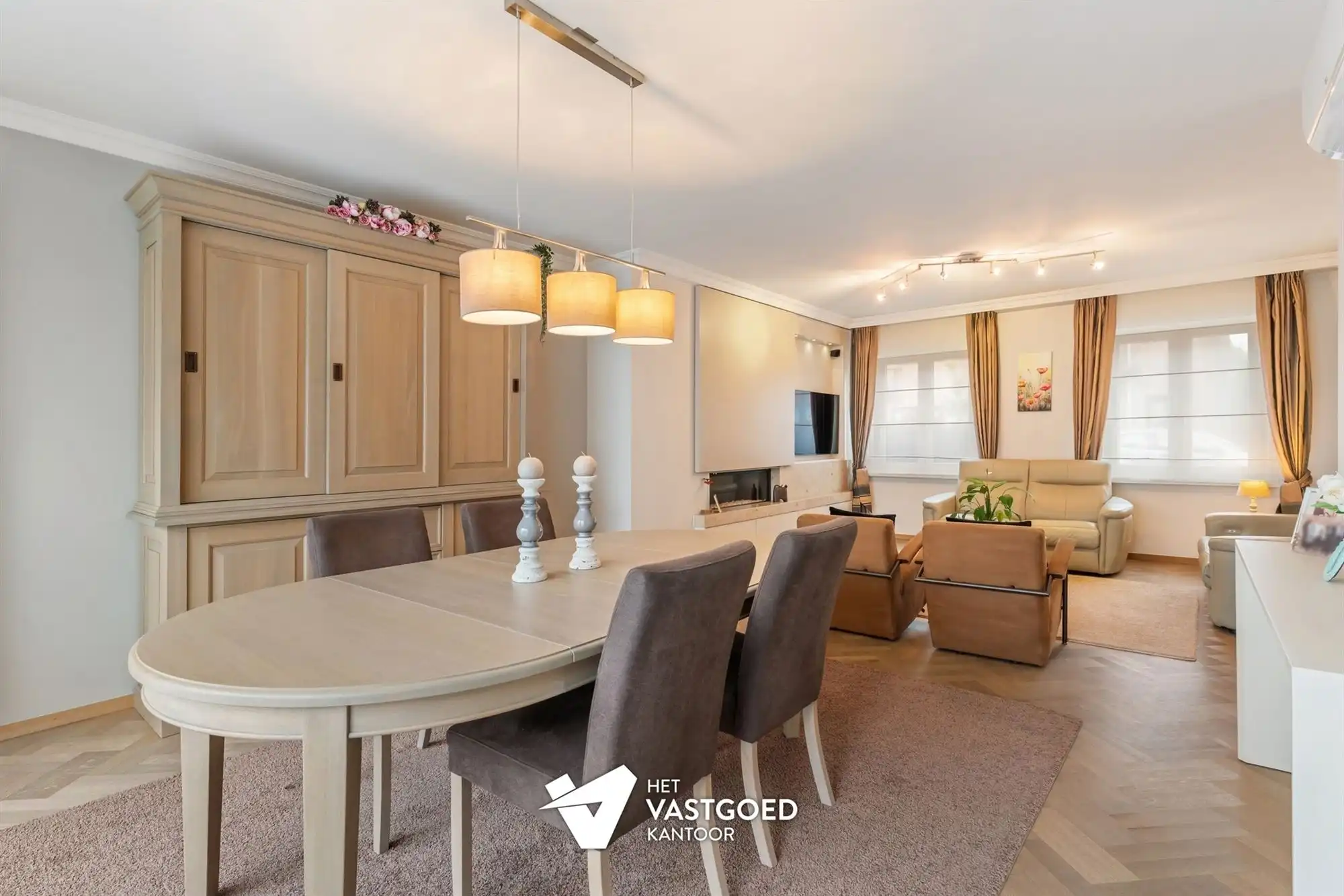 PERFECT ONDERHOUDEN STADSWONING (174M²) MET 5 SLAAPKAMERS EN AANPALENDE GARAGE foto 6
