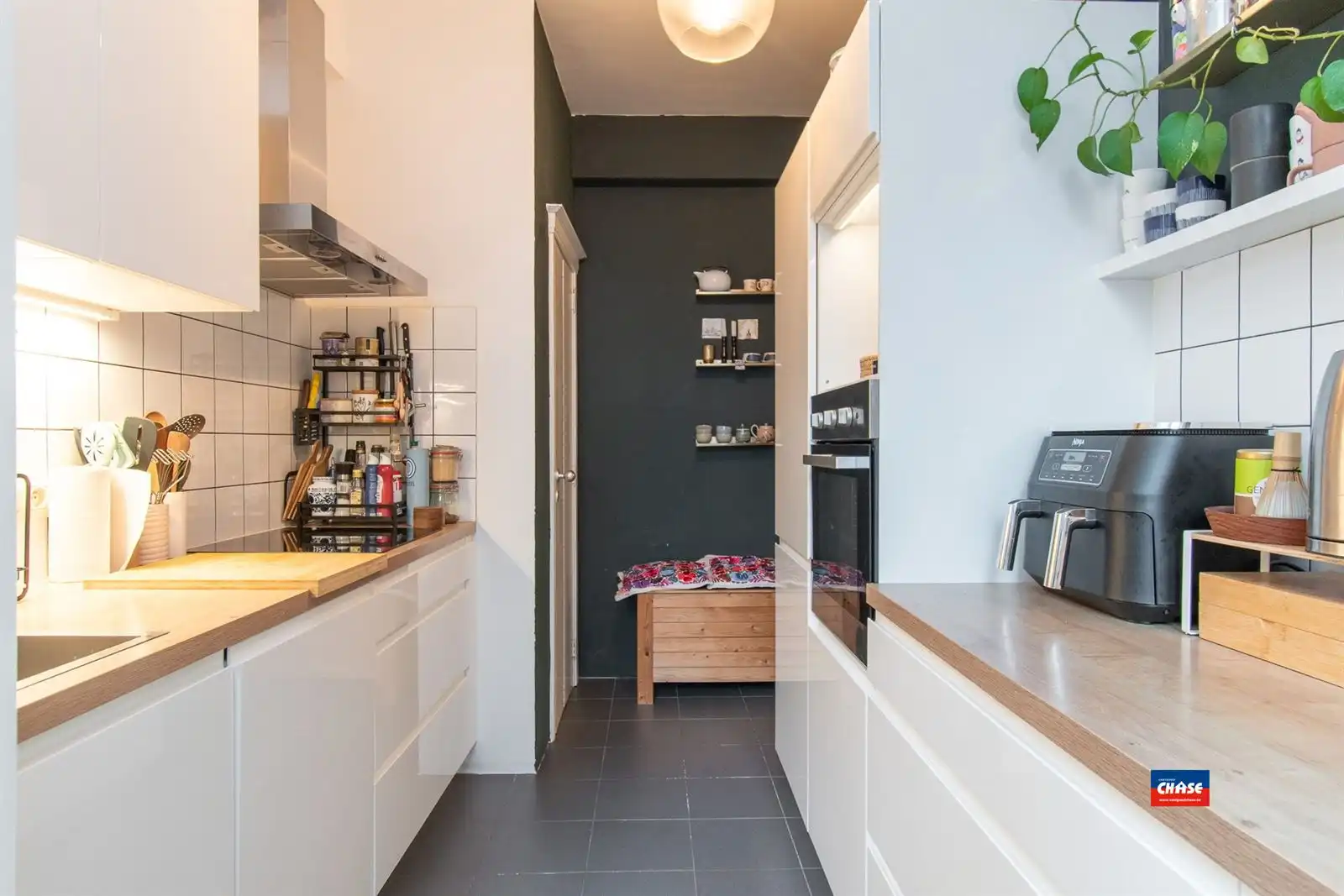 Ruim, instapklaar appartement met drie slaapkamers en terras gelegen op toplocatie! foto 6