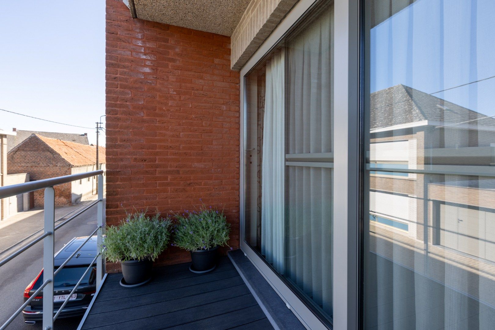 Gezellig, instaplaar app met 2 slk, terras en autostaanplaats foto 14