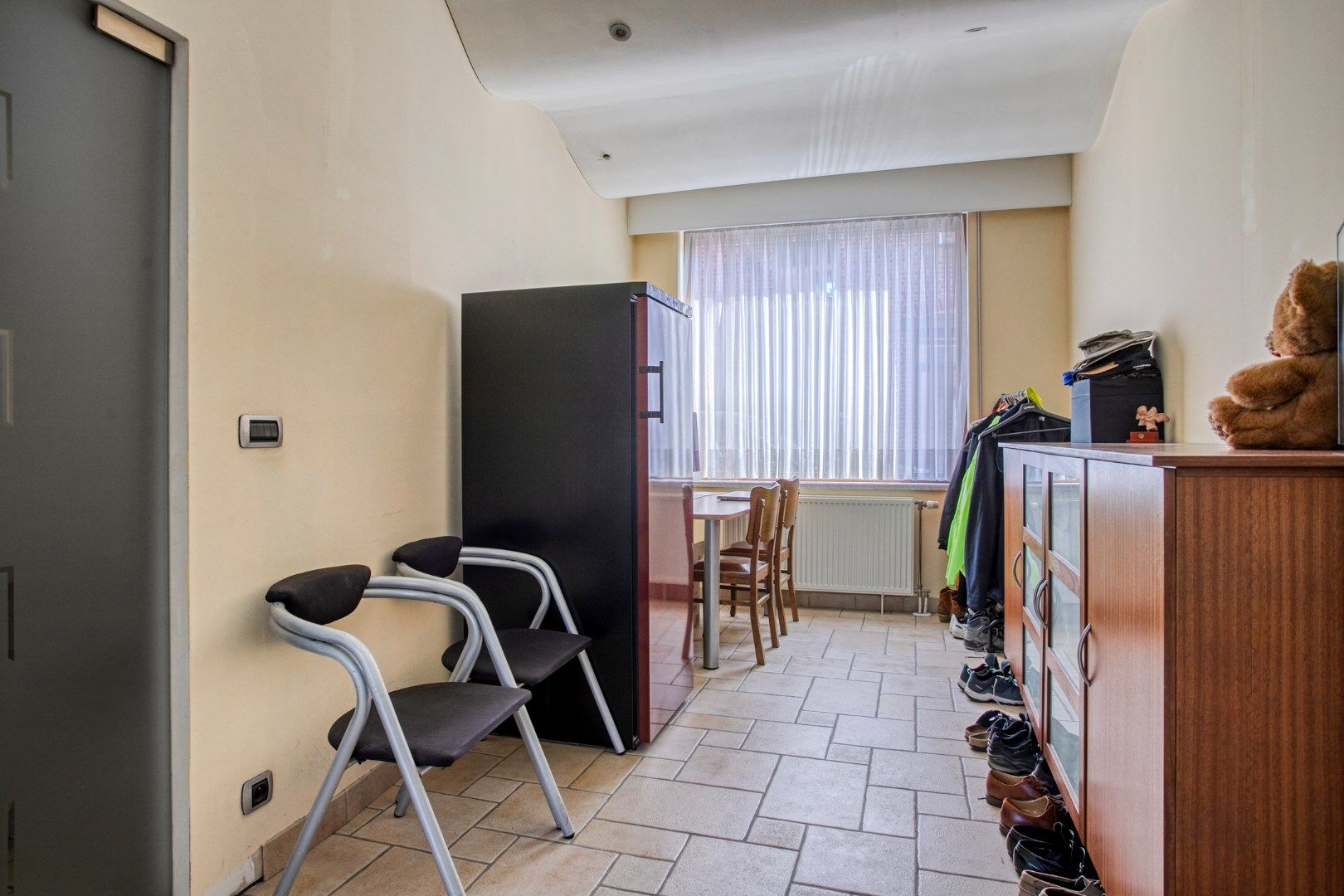 Ruime woning met 3 slaapkamers, bureau en tuin! foto 7
