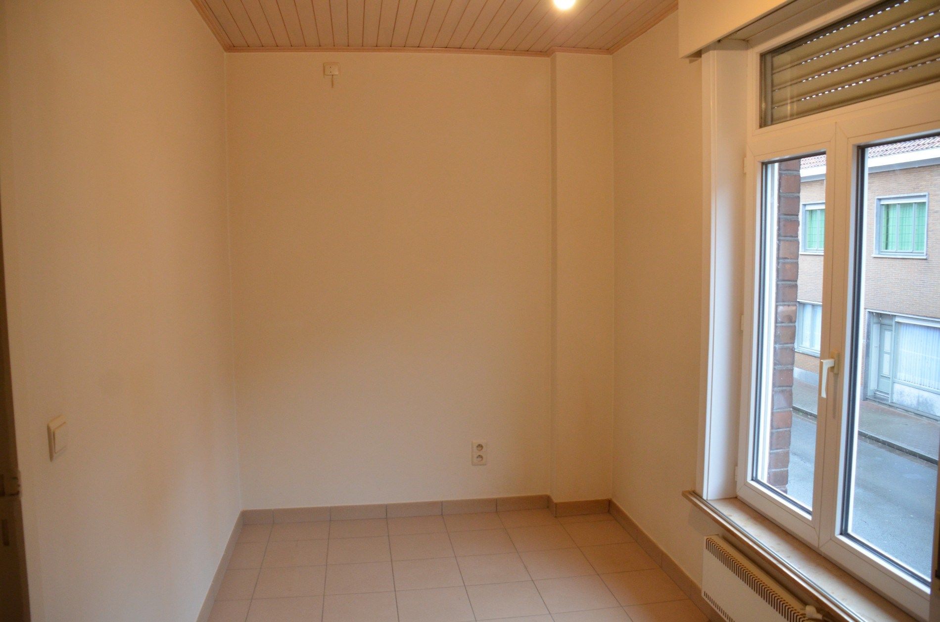 Centraal gelegen appartement met carport te Olsene foto 5