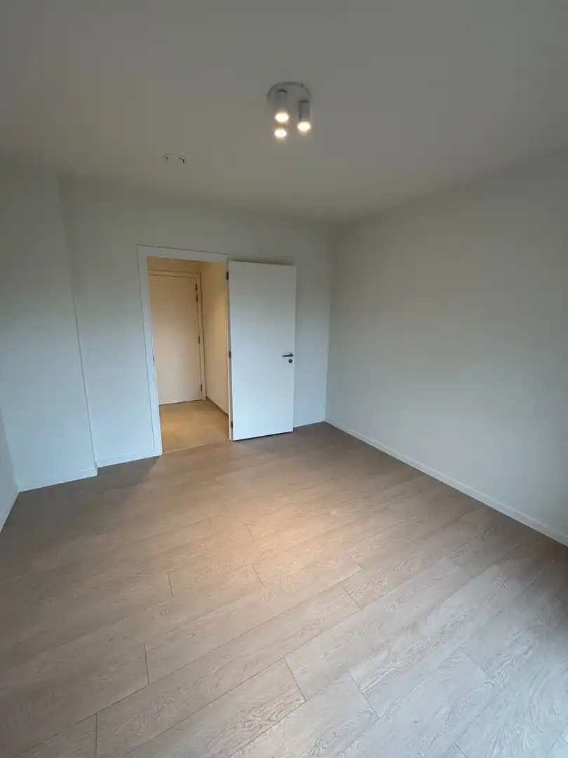 Prachtig energiezuinig nieuwbouwappartement (2 slpk) in het groene Koningslo foto 7