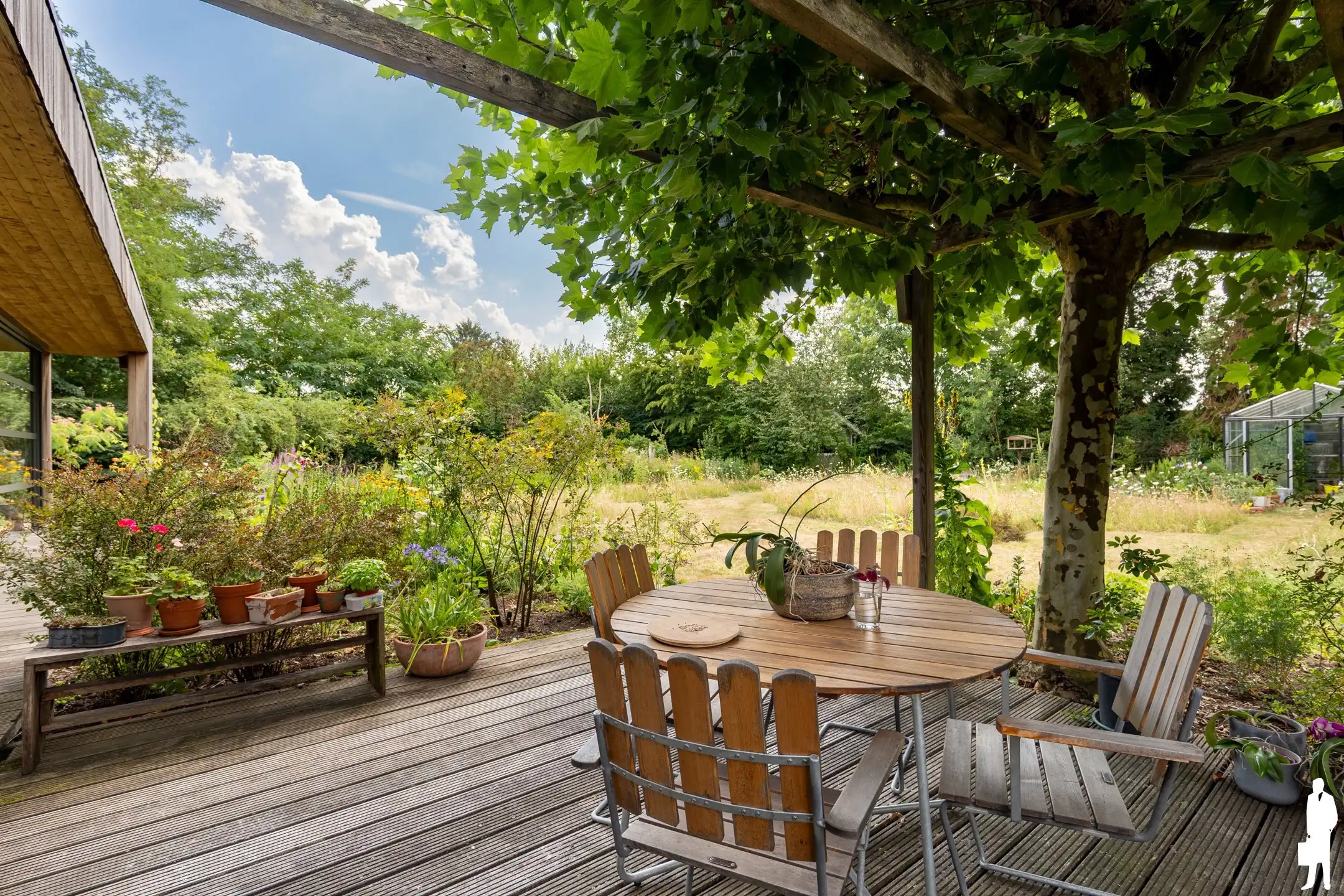 Unieke woning; architecturaal ontwerp, organische natuurtuin foto 27