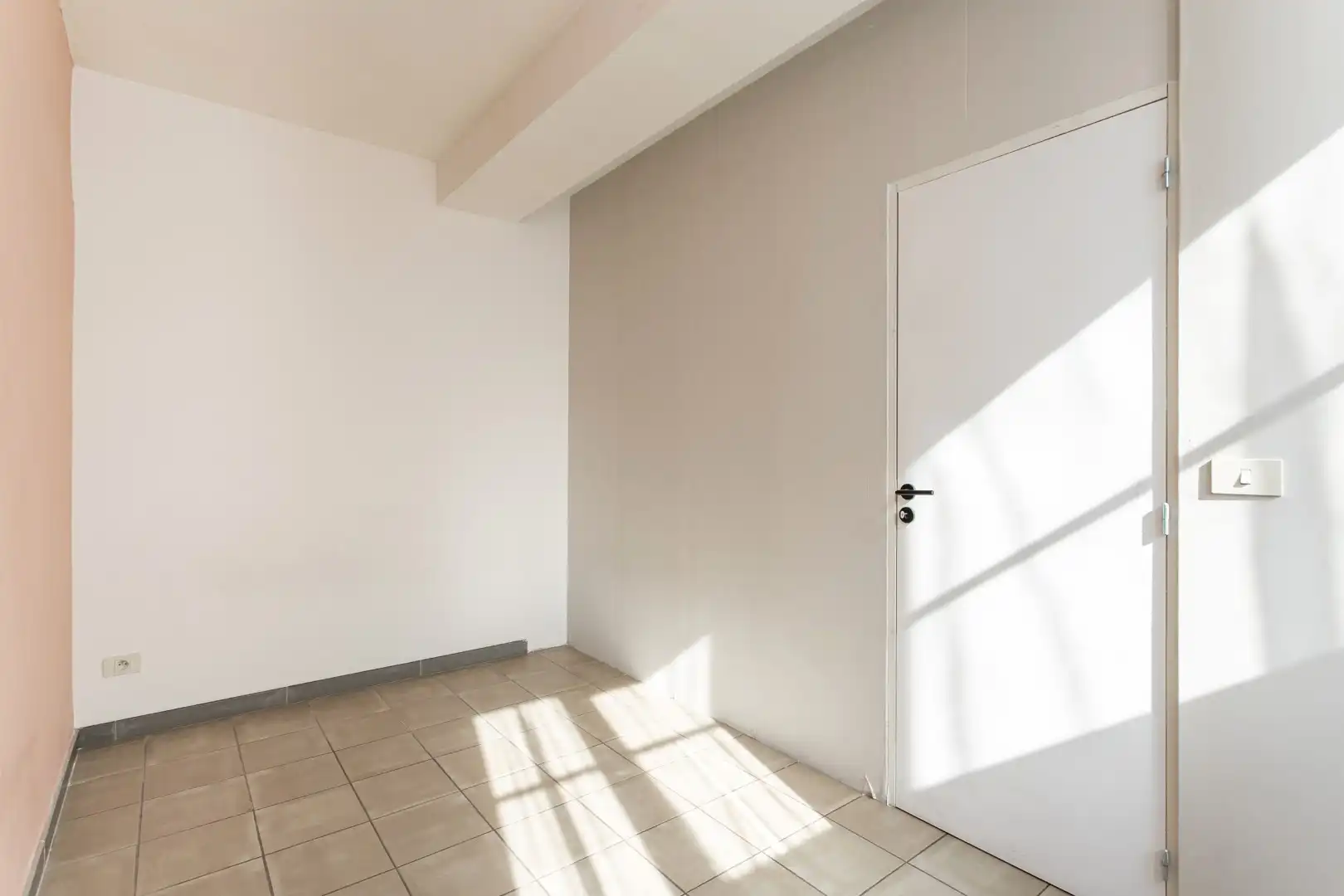 Gelijkvloers appartement met 1 slaapkamer en lage lasten in hartje Halle foto 9