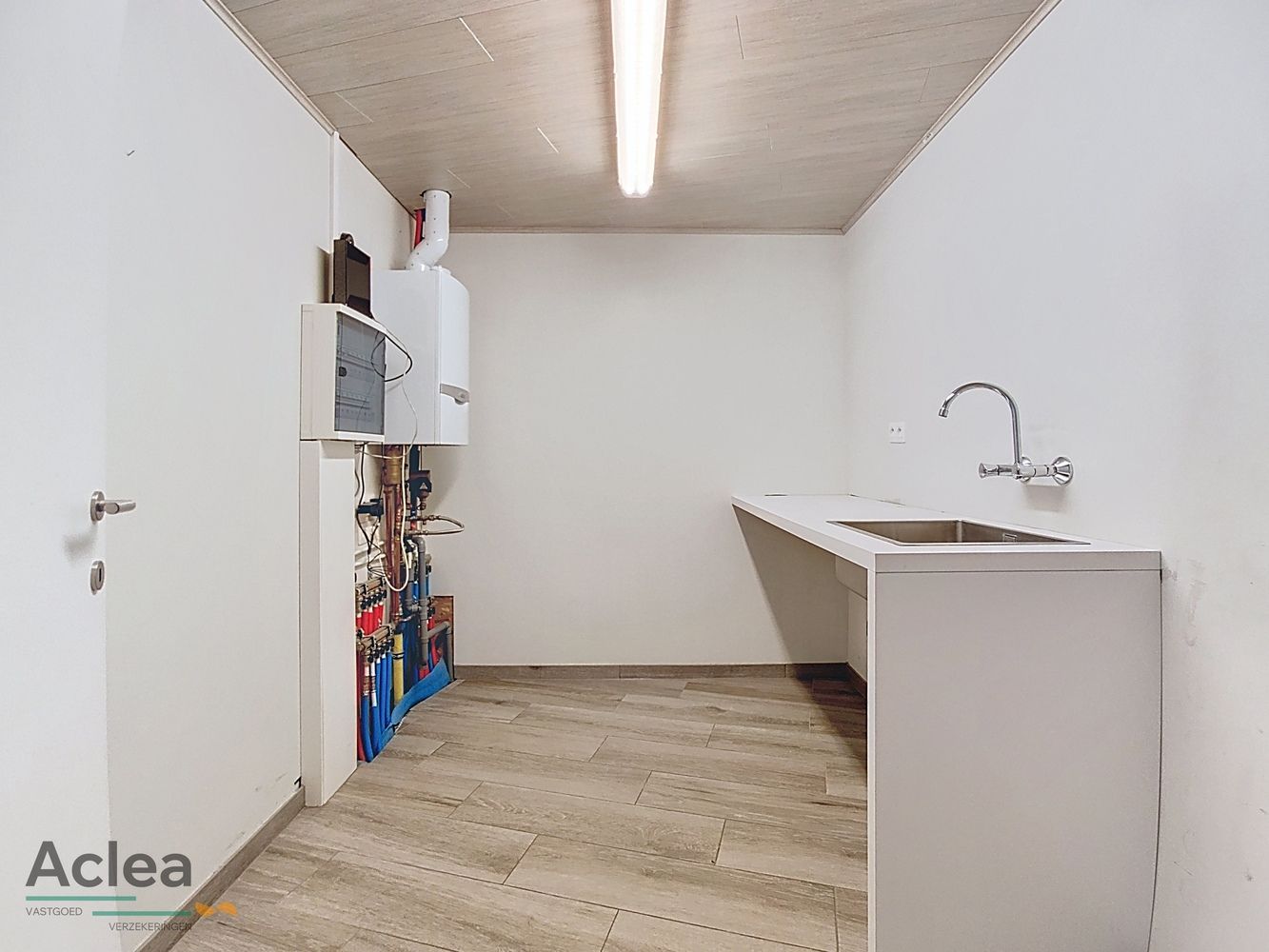 gelijkvloers appartement met terras en ruime tuin foto 8