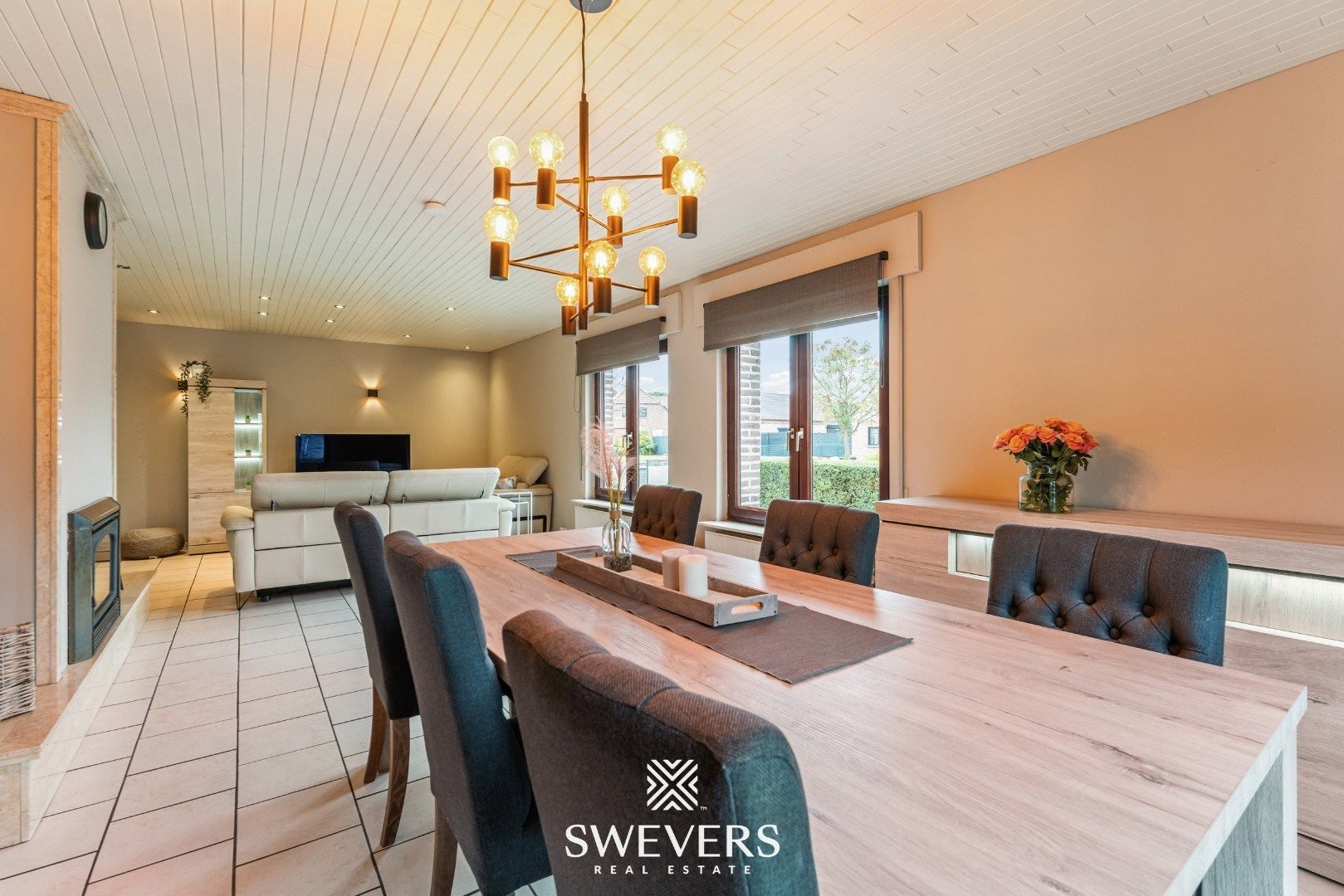 Instapklare gezinswoning met 5 slaapkamers en zonnige tuin te Genk foto 7