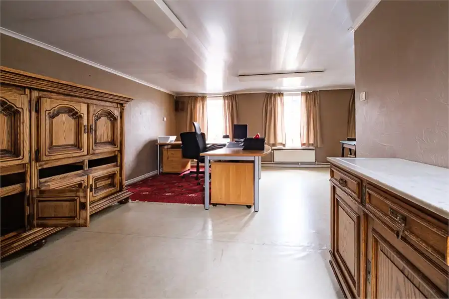 HANDELSHUIS MET VEEL POTENTIEEL IN HET CENTRUM VAN GINGELOM foto 19