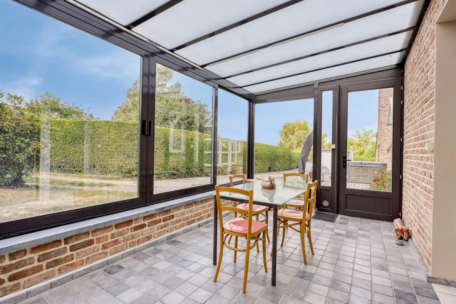 Unieke woning op mooi perceel van 12a foto 8