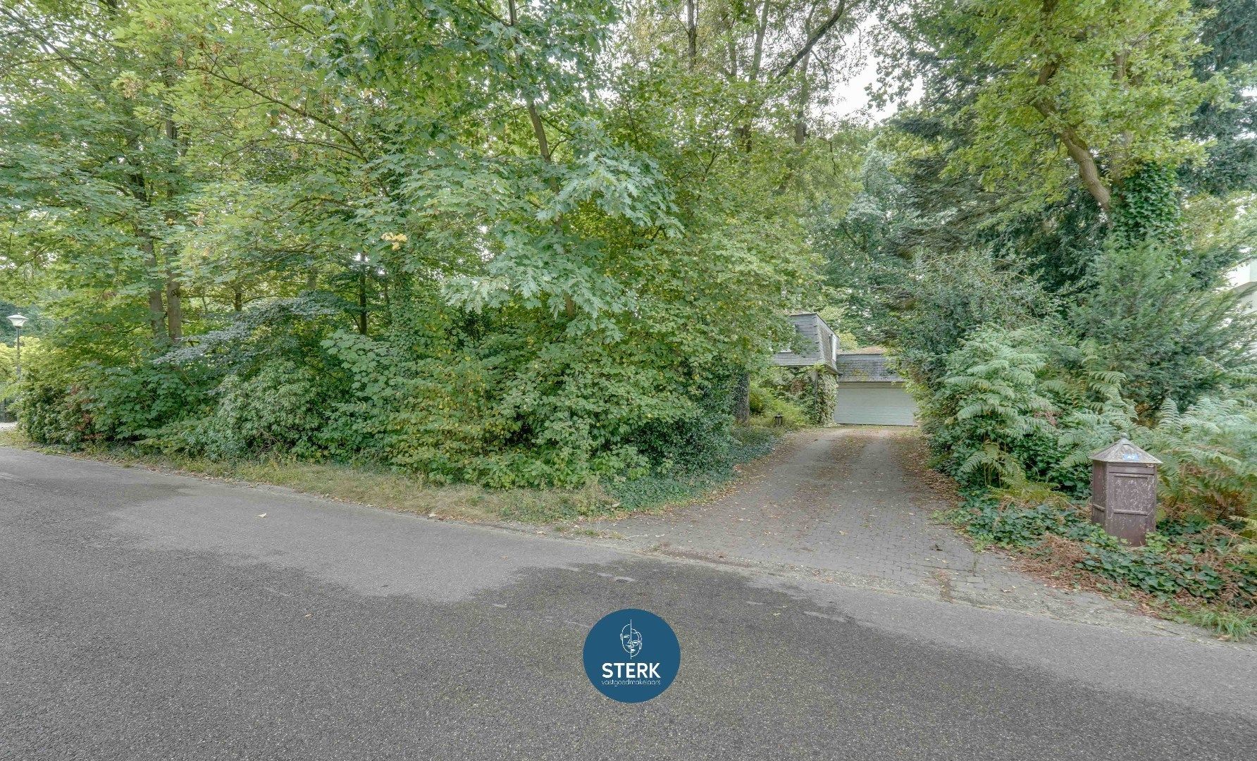 EXCLUSIEF PERCEEL MET TE RENOVEREN VILLA OP EEN GELIEFDE LOCATIE TE NEERHAREN !  foto 18