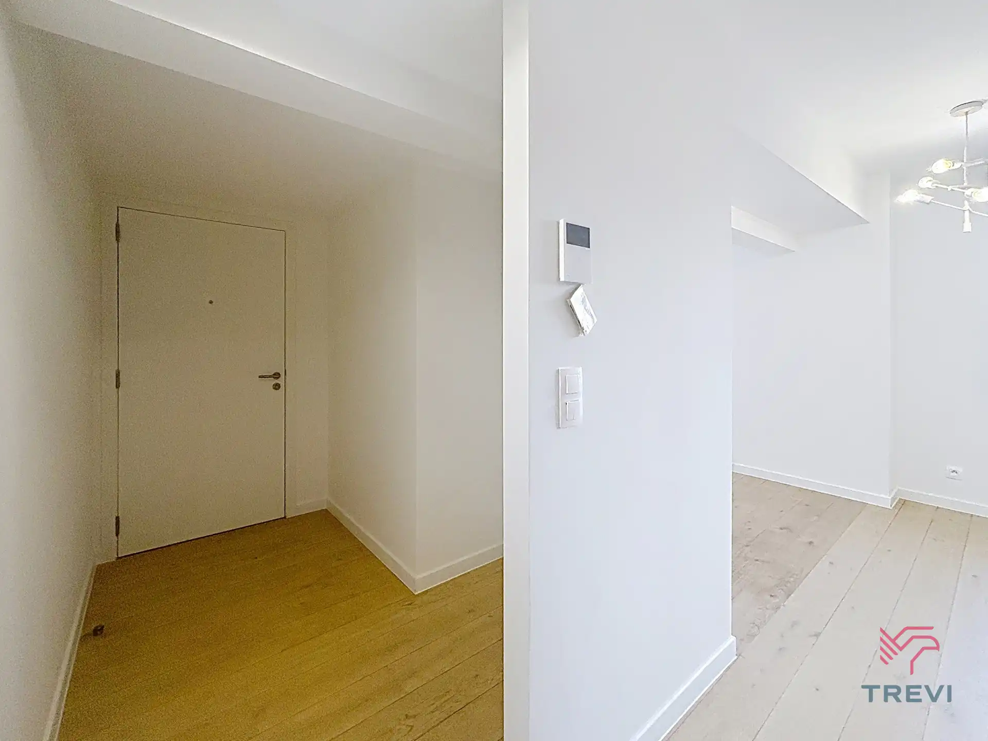 Mooi appartement met 2 slaapkamers in de buurt van Plasky foto 11