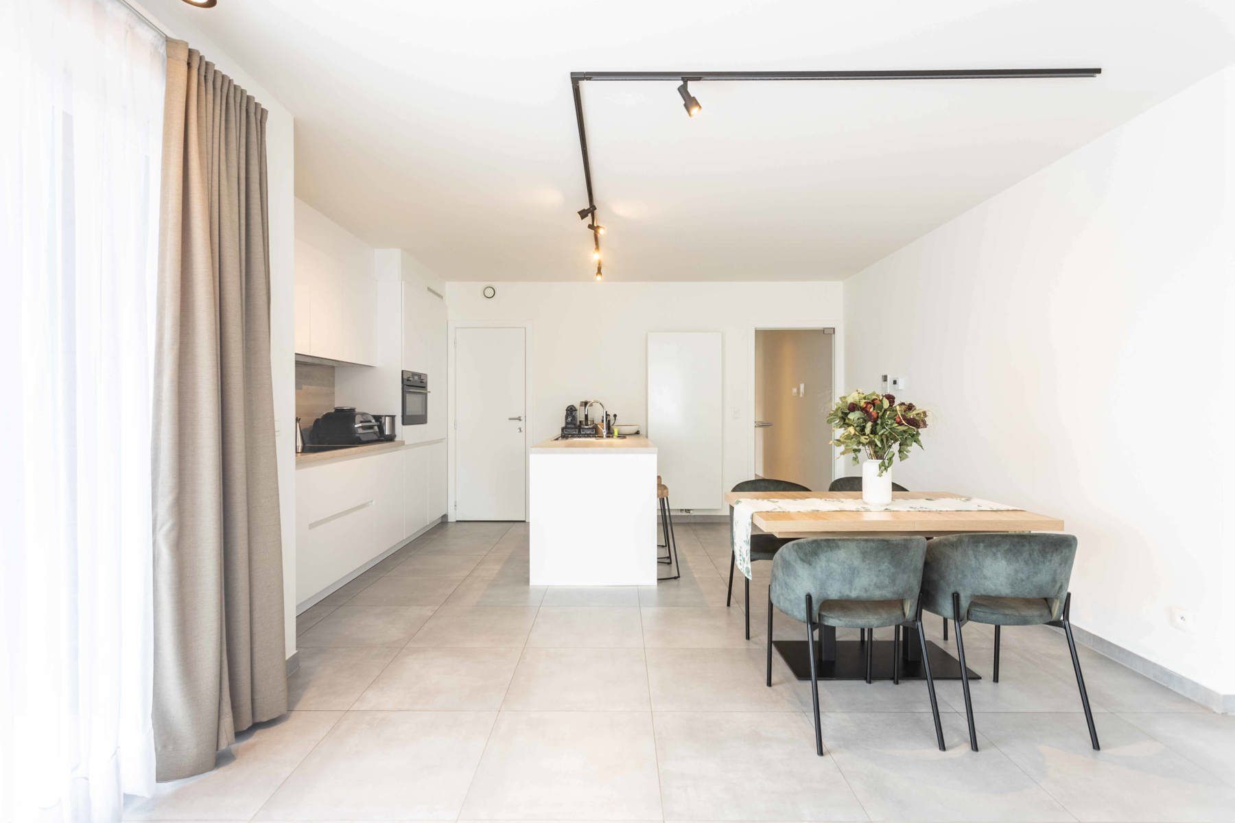 Comfortabel en Licht Appartement op toplocatie foto 15