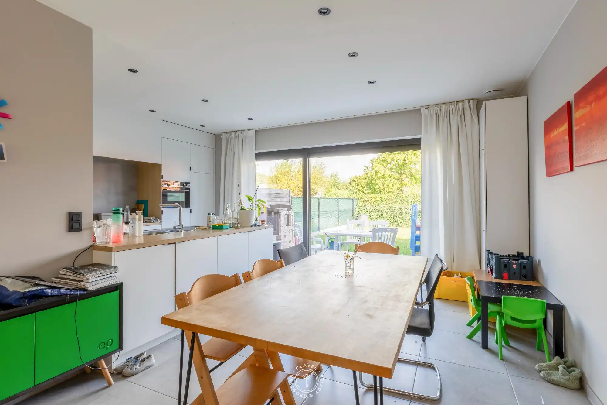 Praktische nieuwbouw woning met tuin en garage foto 6