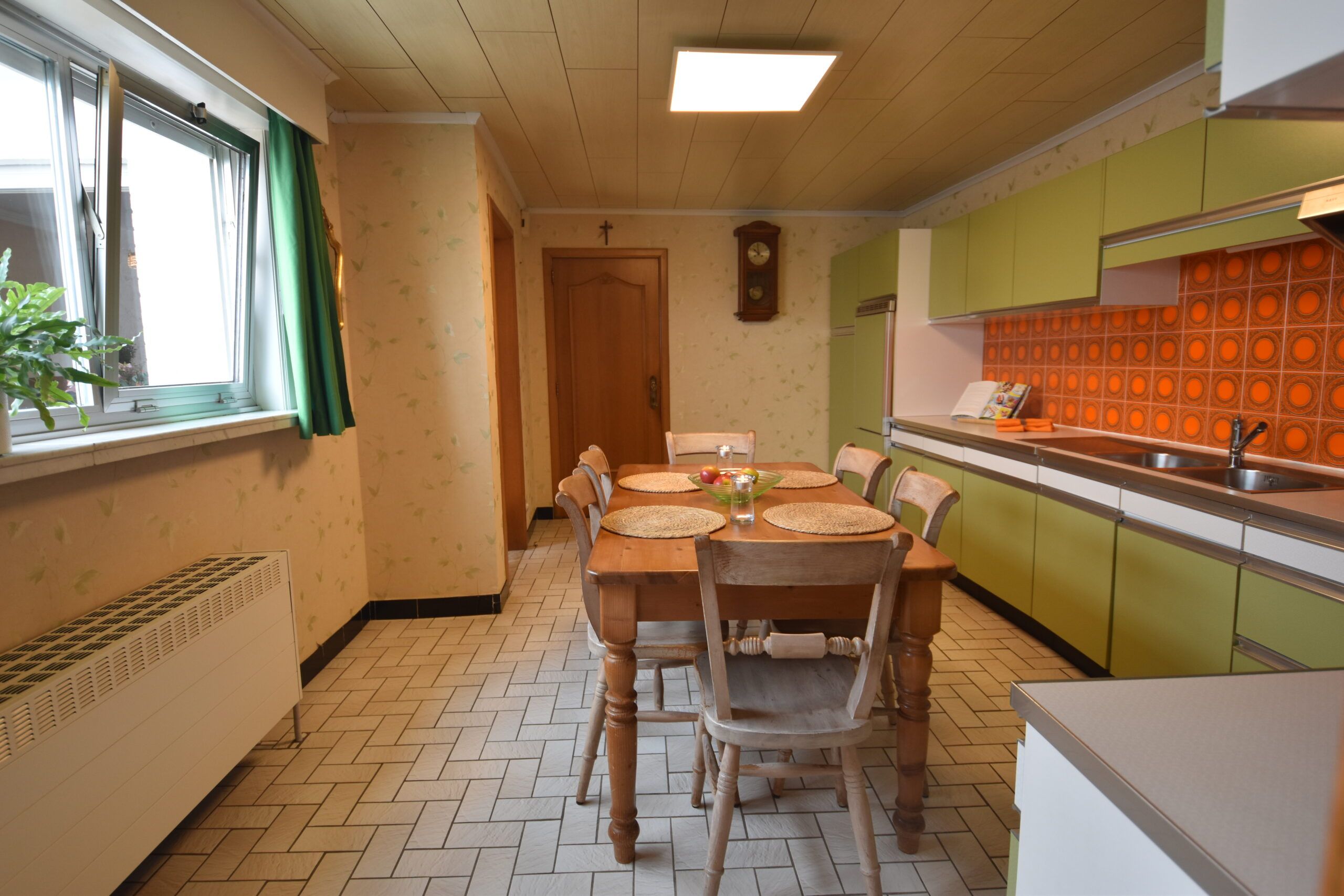 Ruime gezinswoning met 4 slaapkamers en prachtig zicht op de Polders foto 8