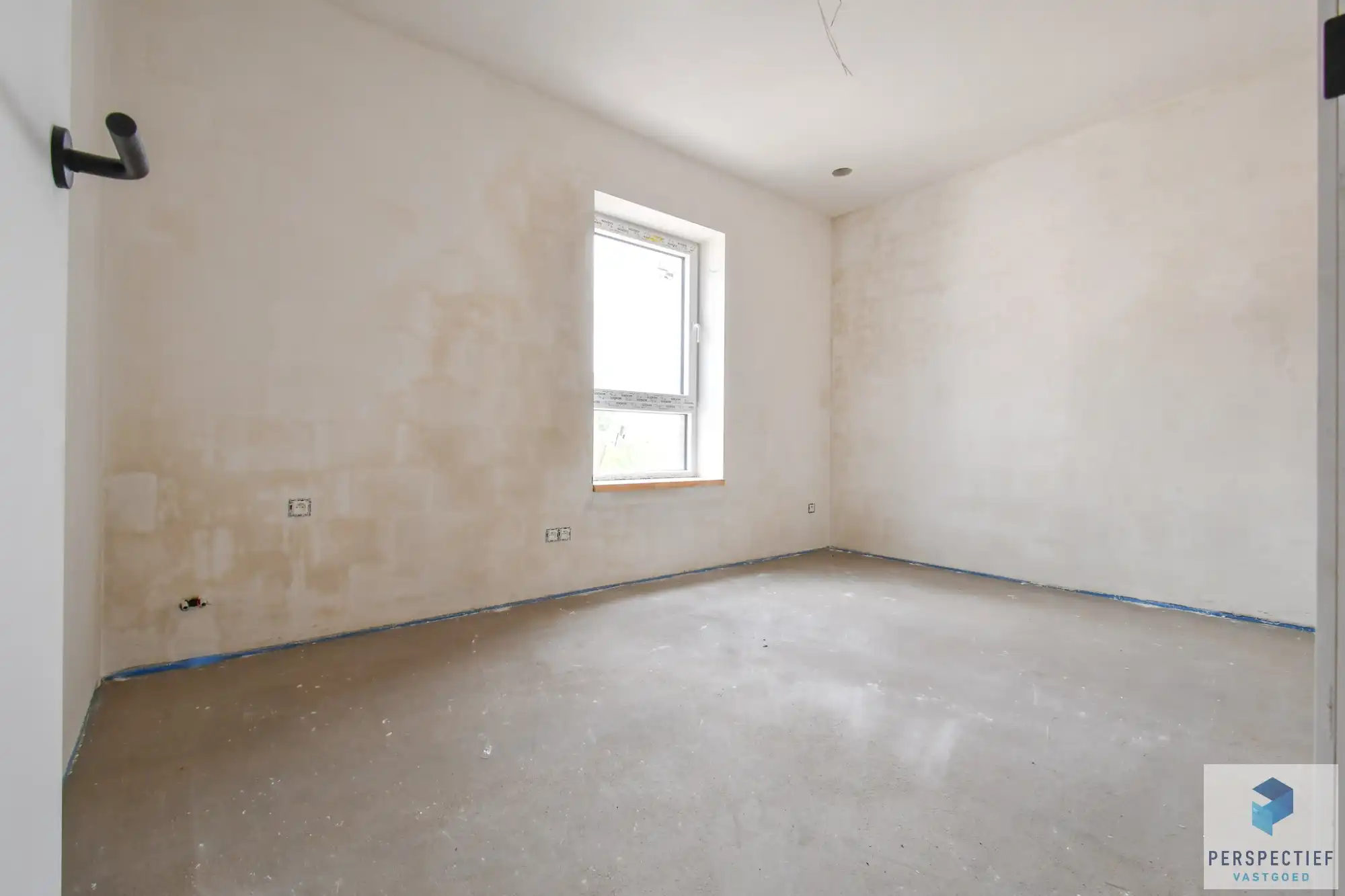 Rustig gelegen afgewerkte moderne nieuwbouwwoning (BEN) met garage en tuin foto 23