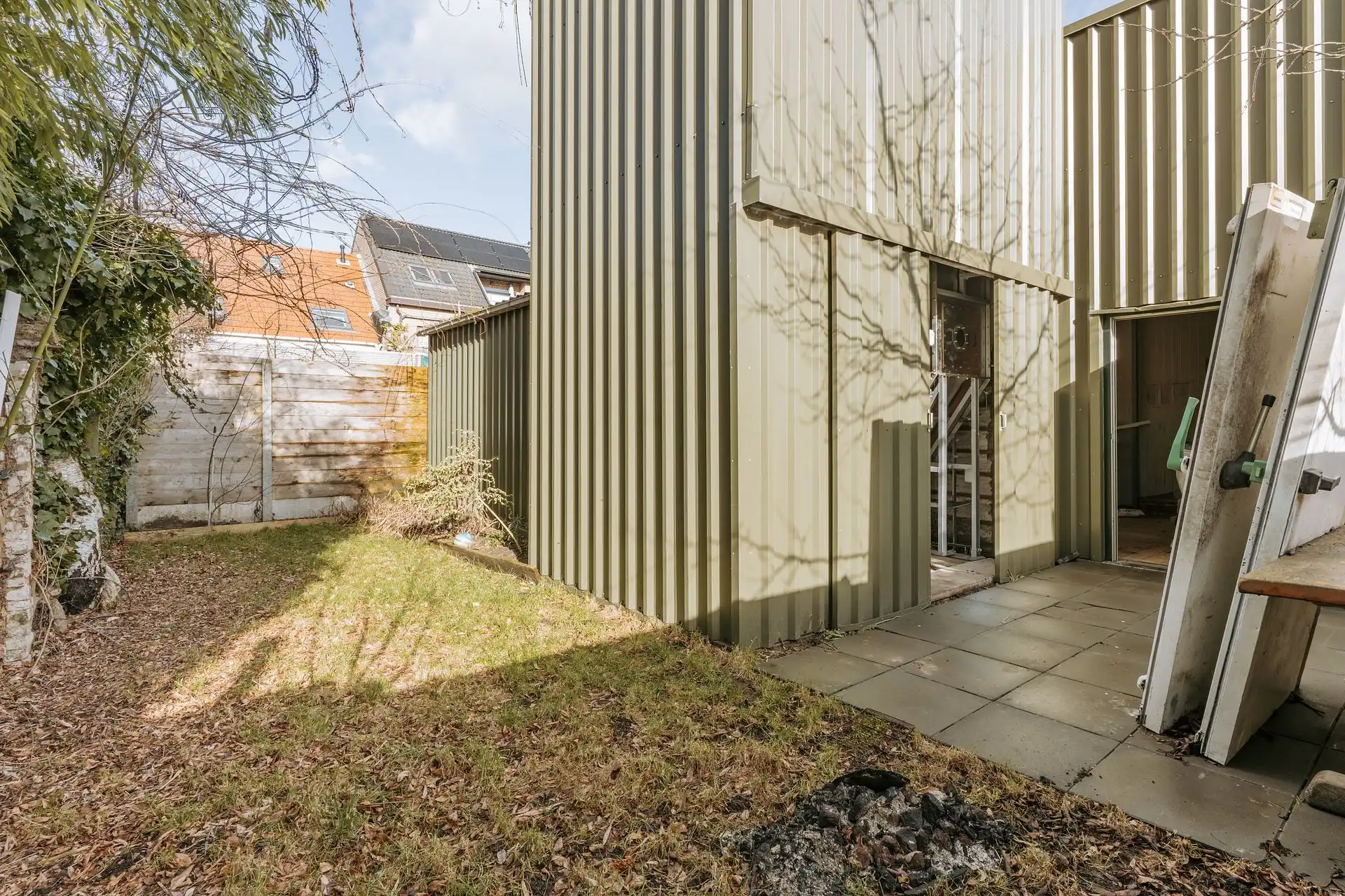 Ruim handelspand met magazijn in centrum Borsbeek. foto 21