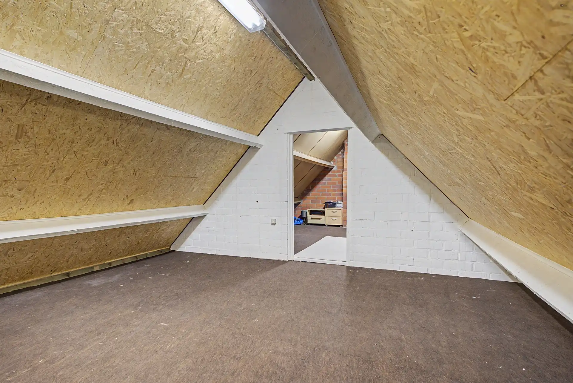 Instapklare Halfopen bebouwing in groene omgeving foto 24