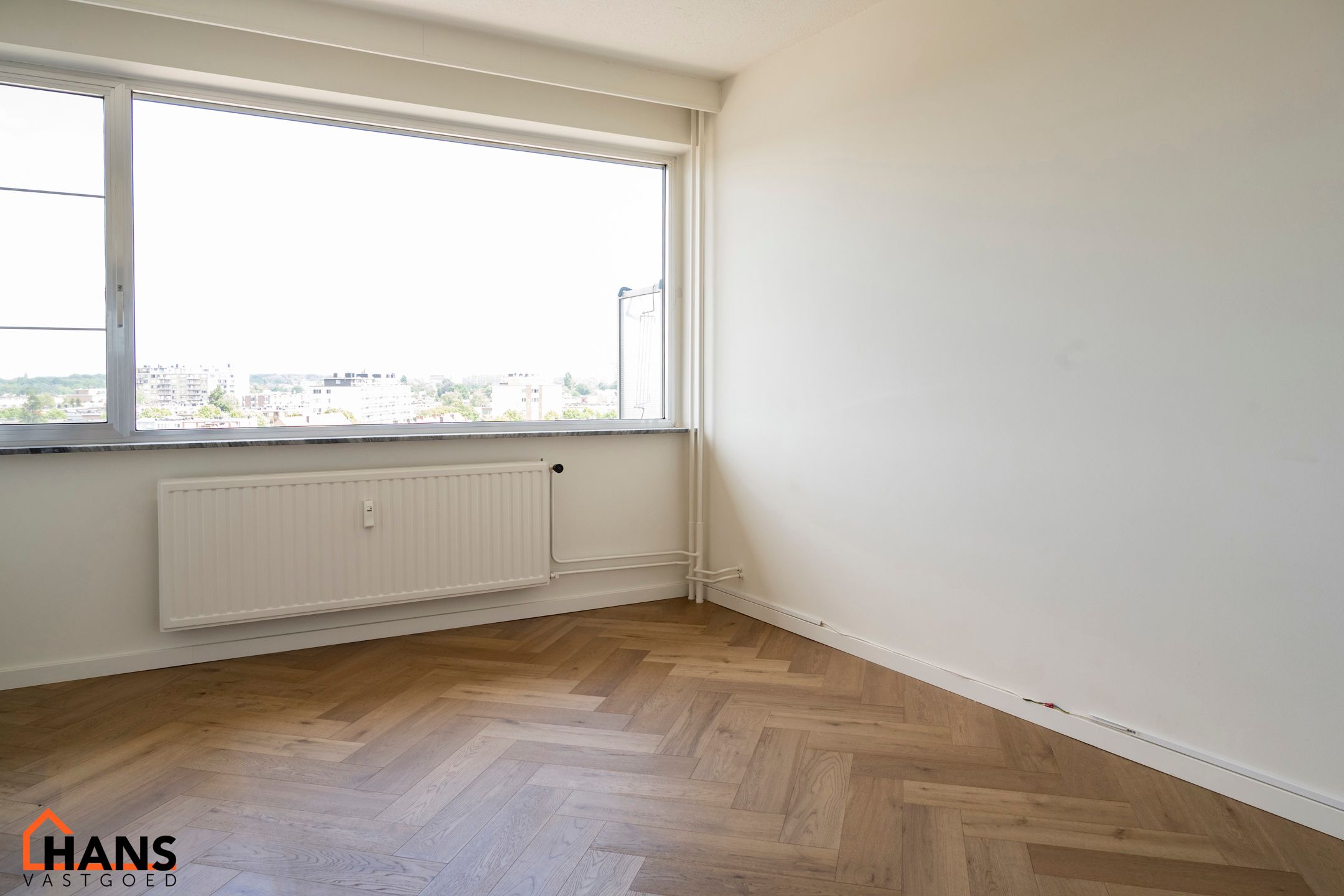 Instapklaar appartement met garagebox. foto 9
