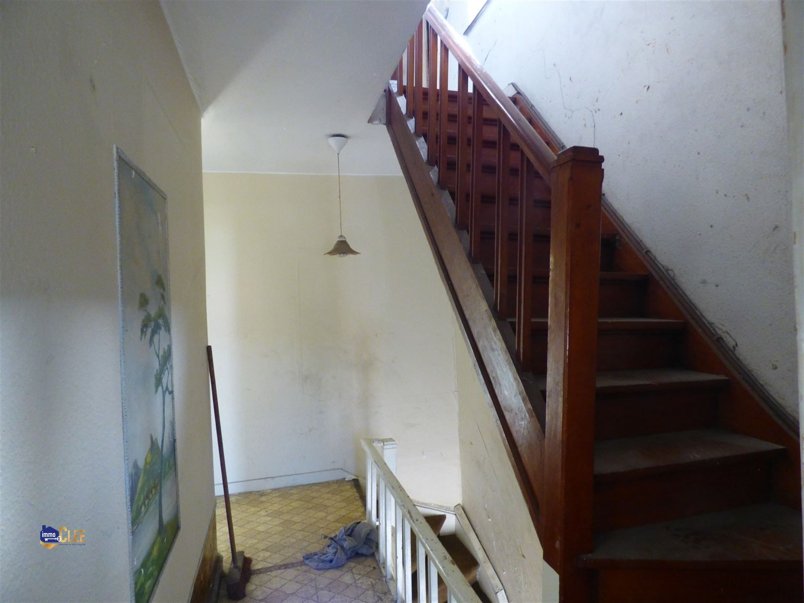 Te renoveren woning met 3 slaapkamers en garage foto 11