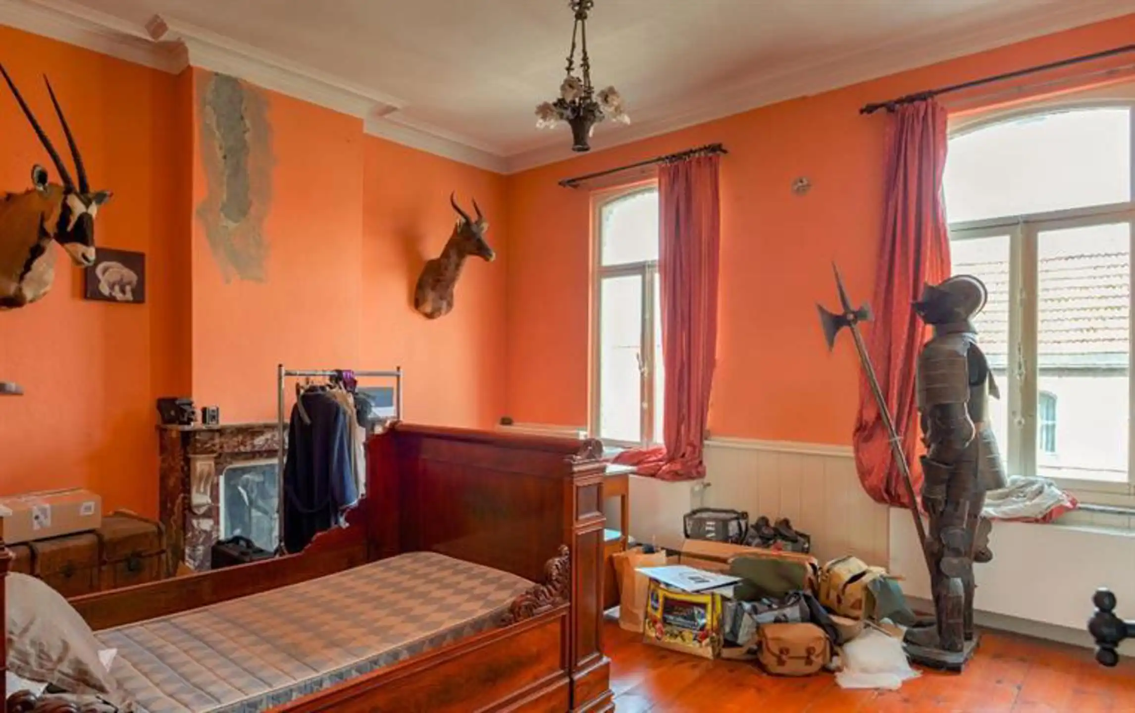 Imposante neoclassicistische herenwoning met 7 slpk., 2 badk. op 59 are 51 ca foto 15
